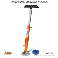XT4 APRI CHIUSINI MAGNETICO CON MANICO ESTENDIBILE PER COPERCHI MEDIO/